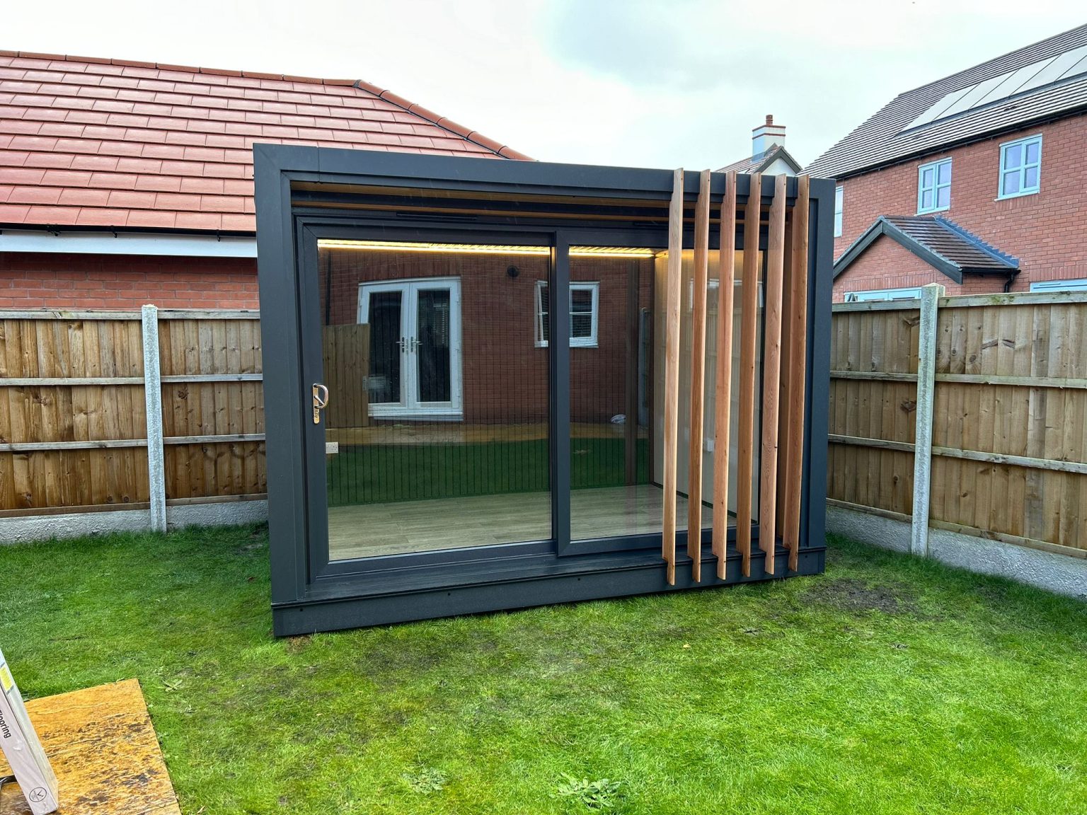 Fully Insulated Garden Pod