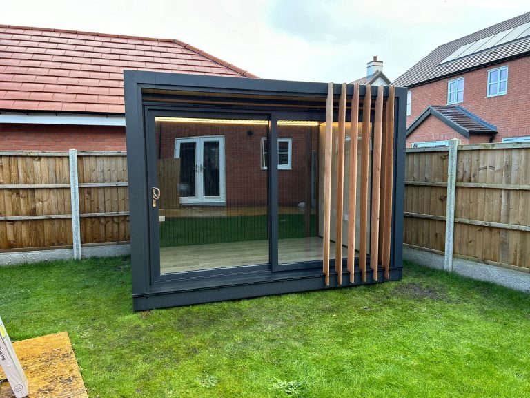 Fully Insulated Garden Pods